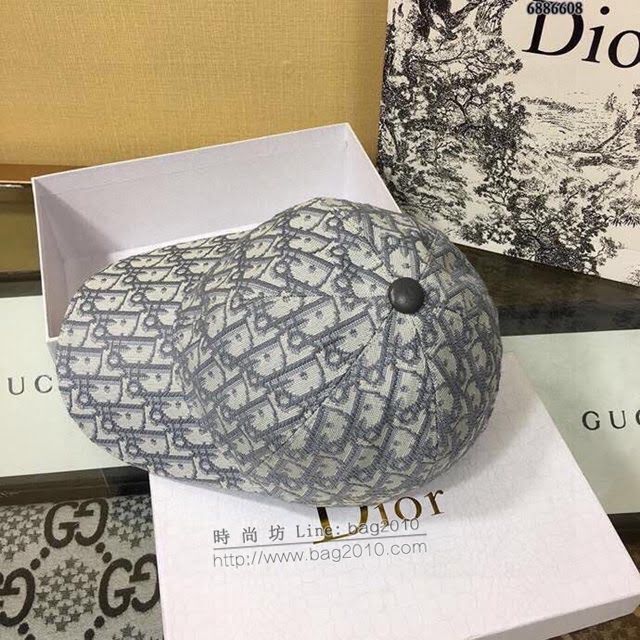 Dior男女同款帽子 迪奧刺繡印花棒球帽鴨舌帽  mm1128